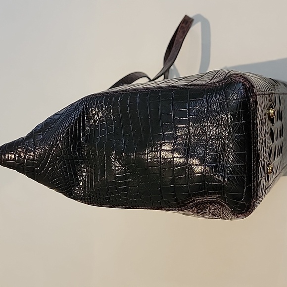 BRAHMIN Crocodile-Embossed Brown Leather Bag.  16"w x 10"h x 3.5 D - Picture 8 of 13